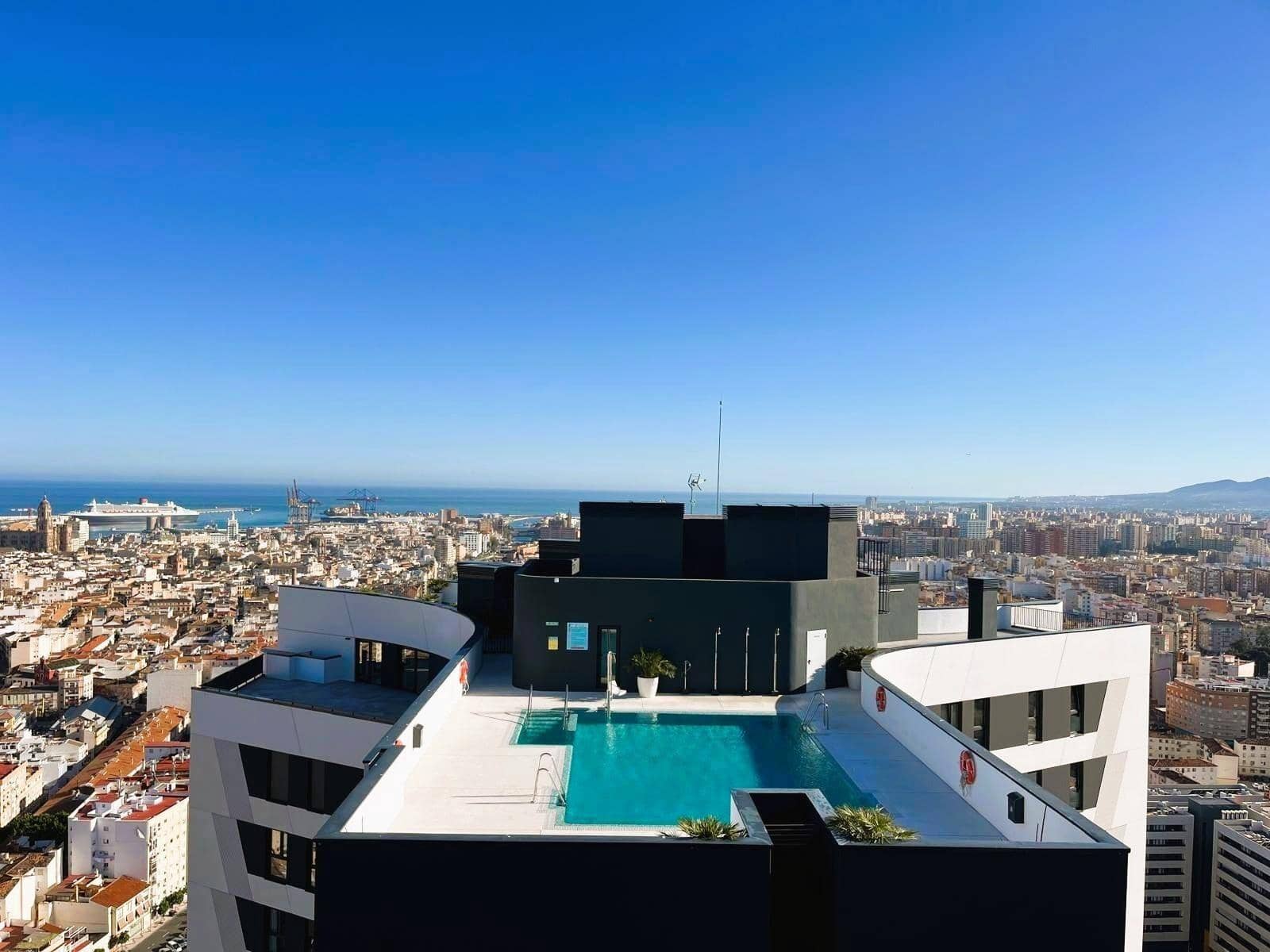 2 sypialnia Apartament na sprzedaż w Miasto Malaga z basenem - 419 000 € (Ref: 9744129)