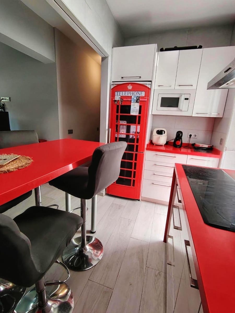3 soveværelse Lejlighed til salg i Malaga by - € 279.000 (Ref: 9927384)