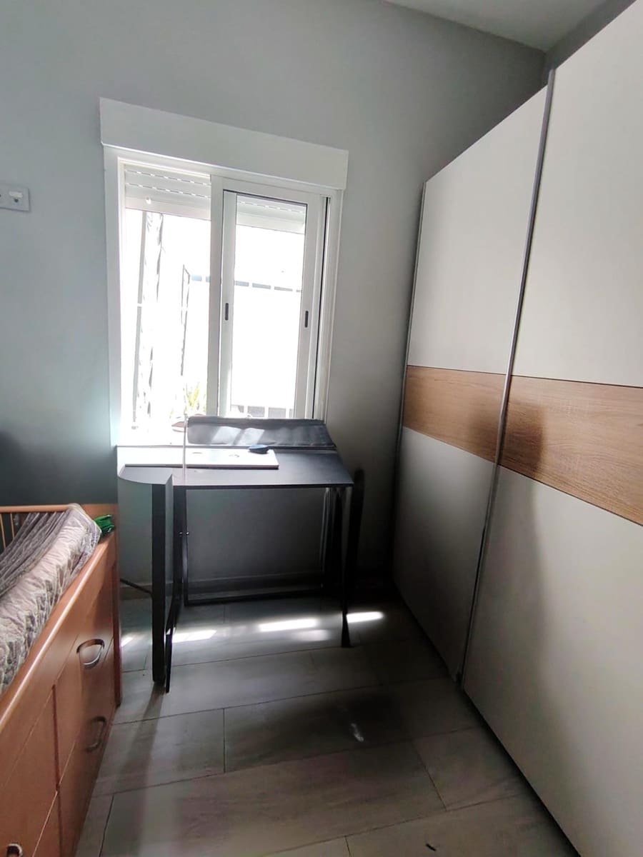 3 soveværelse Lejlighed til salg i Malaga by - € 279.000 (Ref: 9927384)
