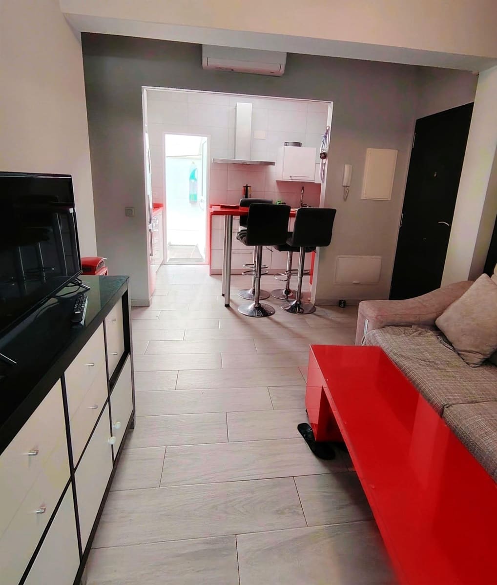 3 soveværelse Lejlighed til salg i Malaga by - € 279.000 (Ref: 9927384)