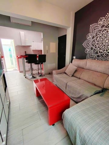 3 soveværelse Lejlighed til salg i Cruz de Humilladero, Málaga by - € 279.000 (Ref: 9927384)