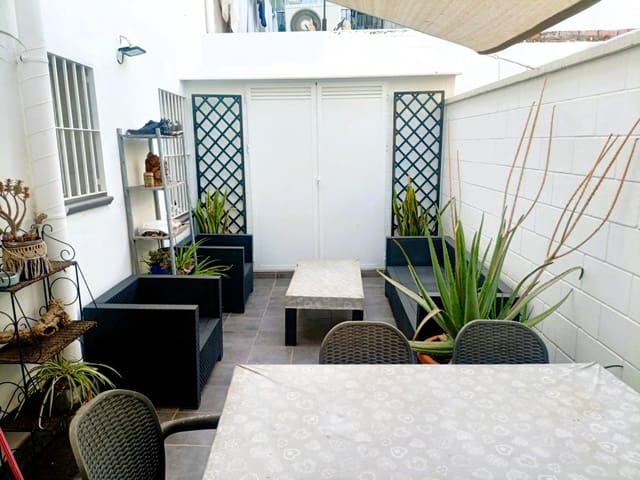 3 soveværelse Lejlighed til salg i Cruz de Humilladero, Málaga by - € 279.000 (Ref: 9927384)