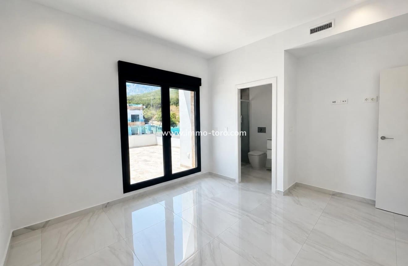 3 Zimmer Villa zu verkaufen in Polop mit Pool - 469.000 € (Ref: 10002395)