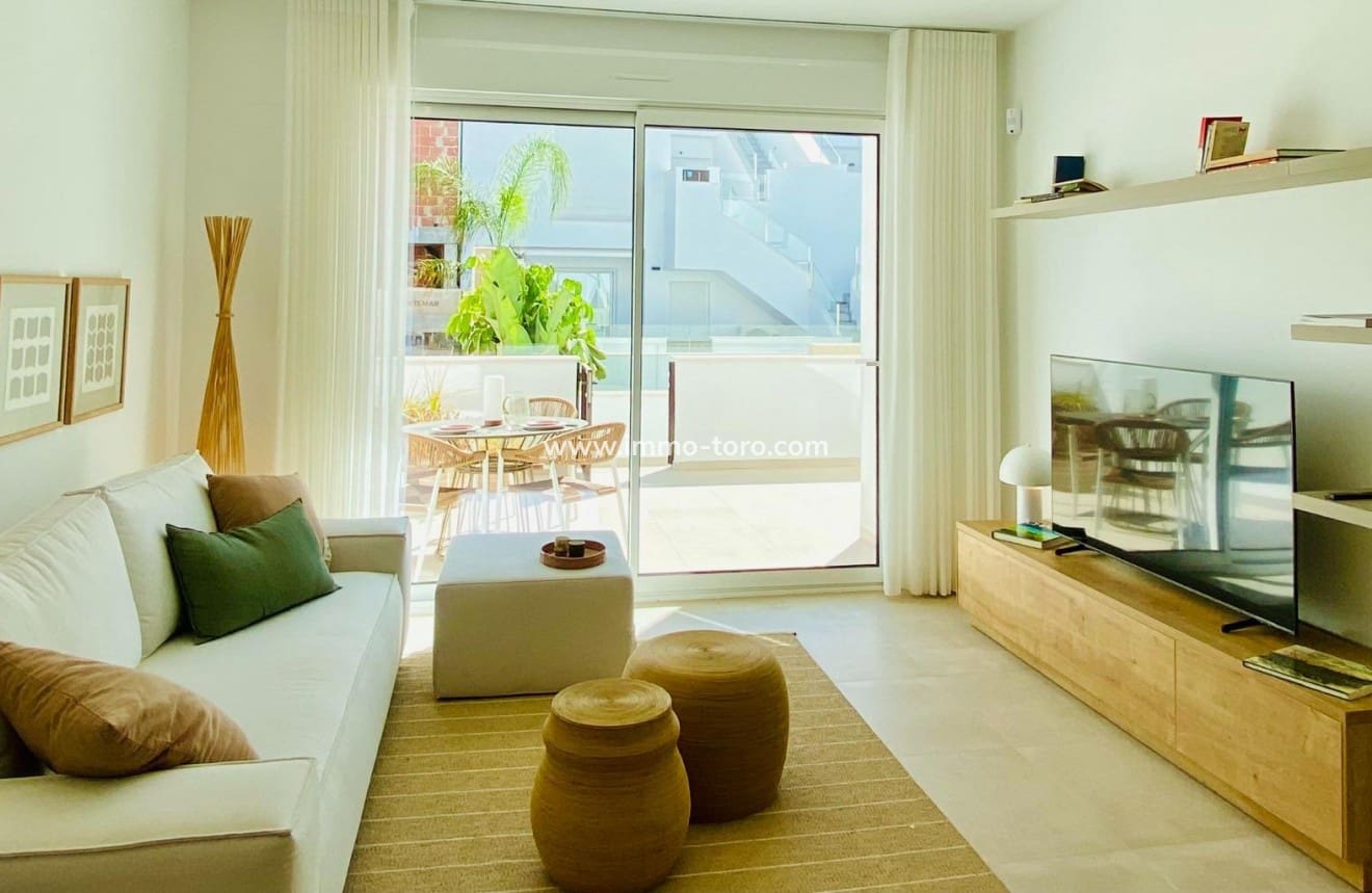 2 quarto Apartamento para venda em Pilar de la Horadada com piscina - 314 900 € (Ref: 10004761)
