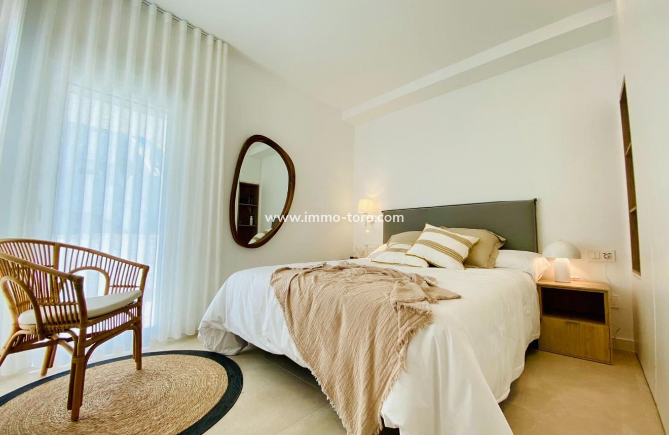 2 quarto Apartamento para venda em Pilar de la Horadada com piscina - 314 900 € (Ref: 10004761)