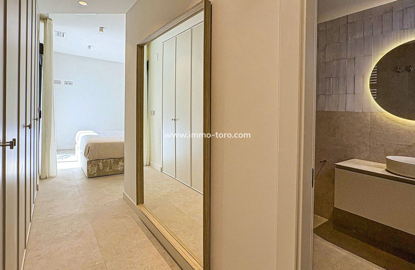4 bedroom Villa for sale in Ciudad Quesada - € 810,750 (Ref: 10012334)