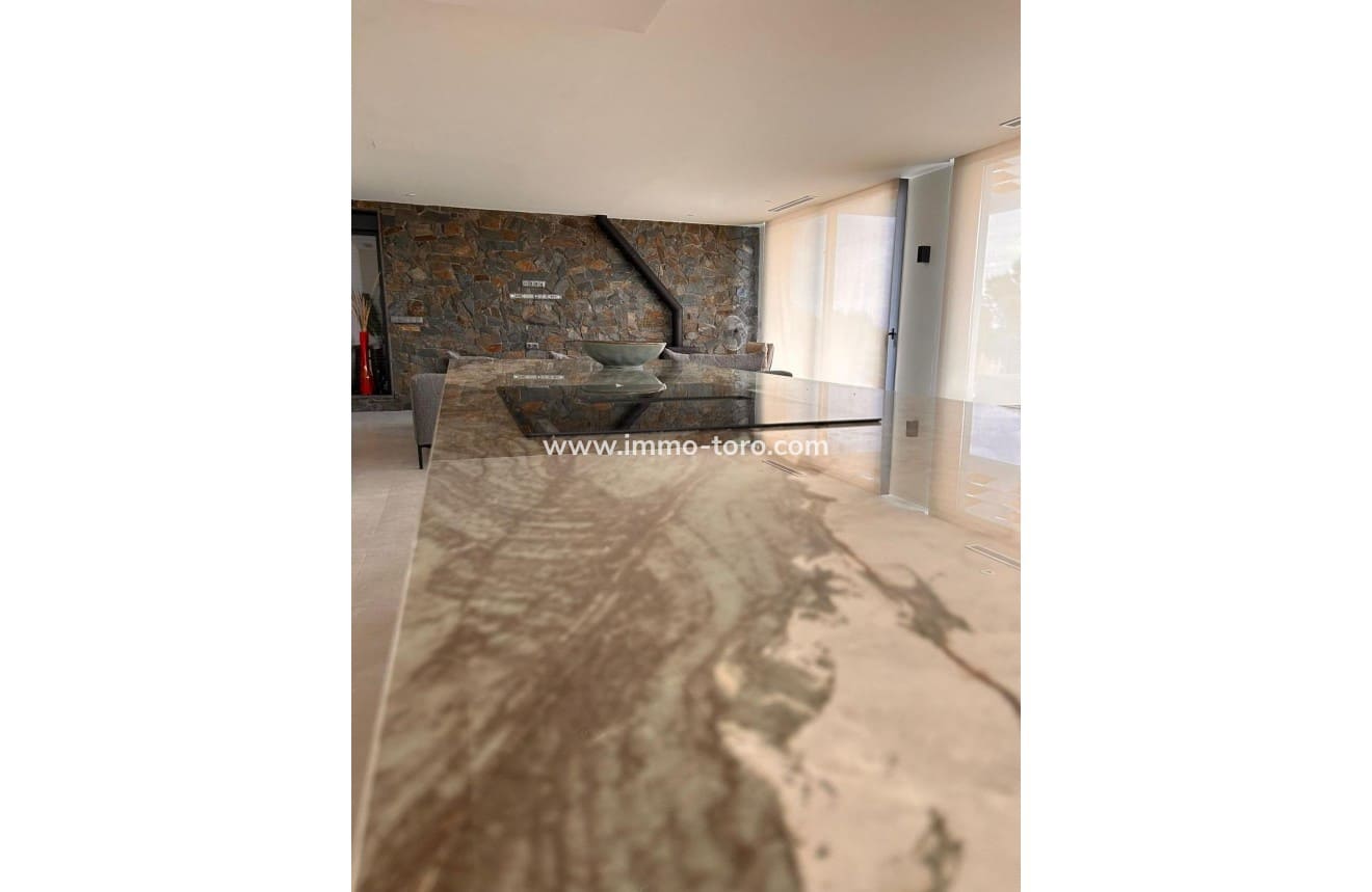 4 sovrum Villa till salu i Pinoso med pool - 600 000 € (Ref: 10018726)
