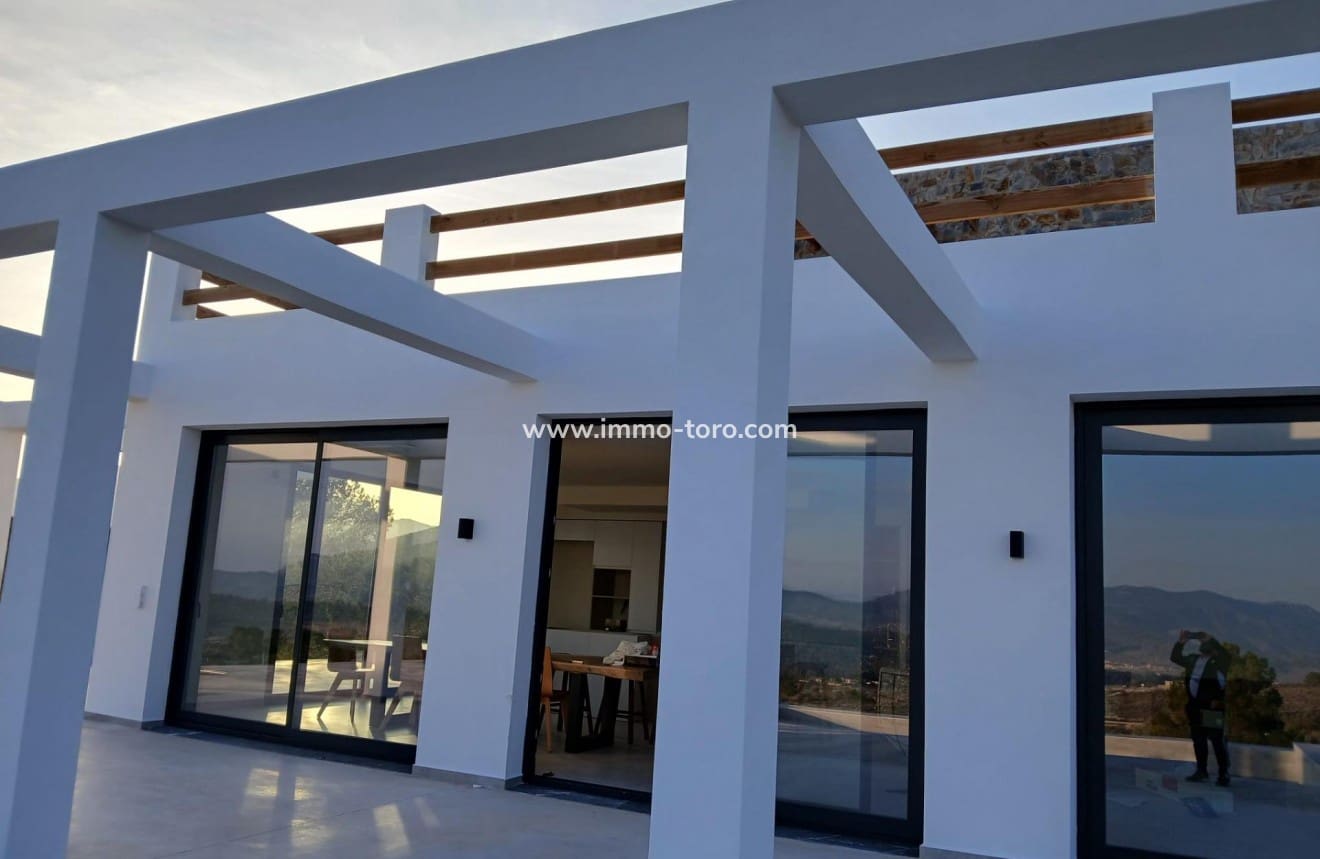 4 sovrum Villa till salu i Pinoso med pool - 600 000 € (Ref: 10018726)
