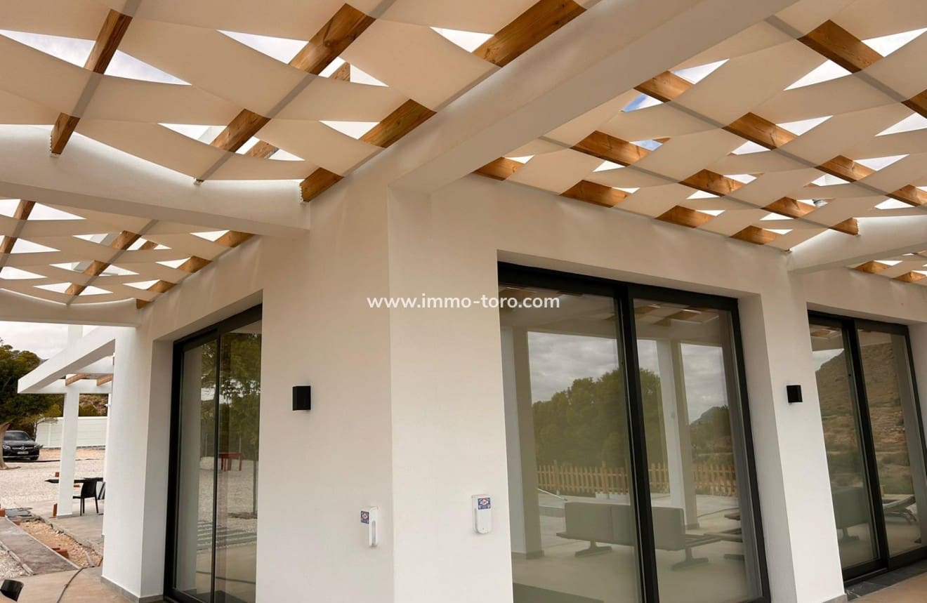4 sovrum Villa till salu i Pinoso med pool - 600 000 € (Ref: 10018726)