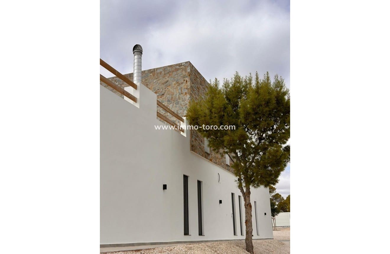 4 sovrum Villa till salu i Pinoso med pool - 600 000 € (Ref: 10018726)