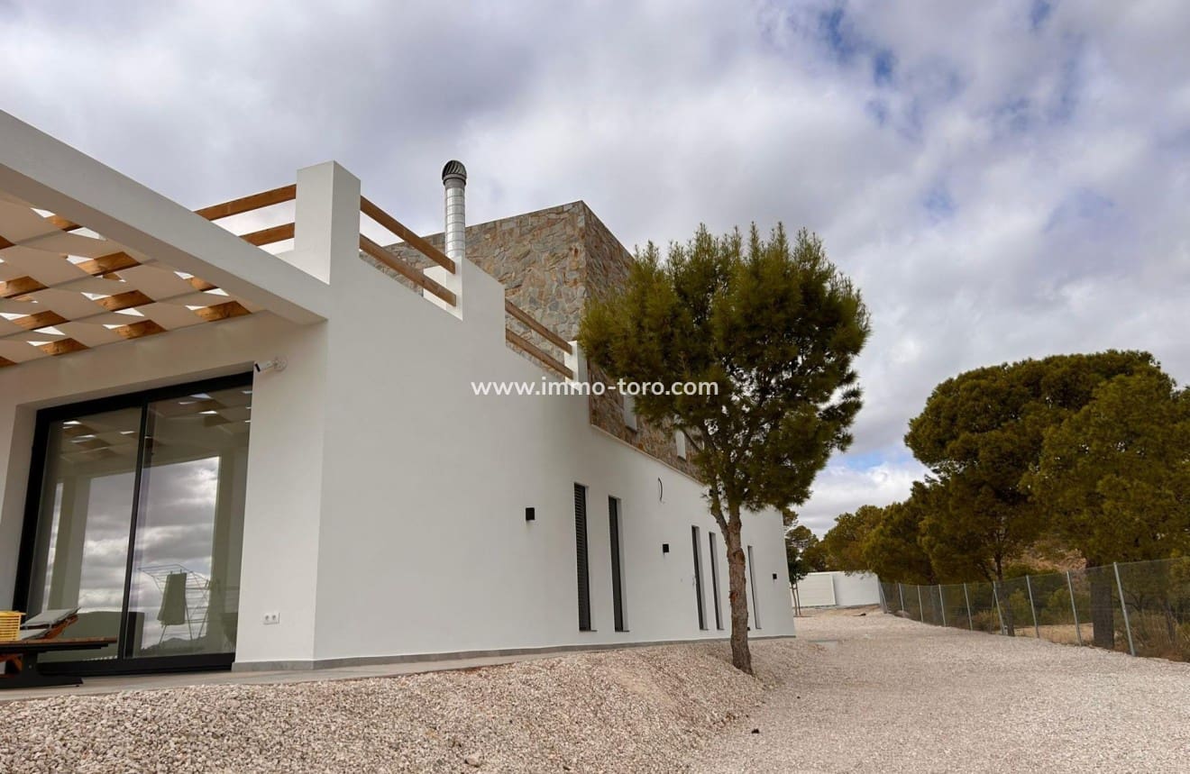 4 sovrum Villa till salu i Pinoso med pool - 600 000 € (Ref: 10018726)