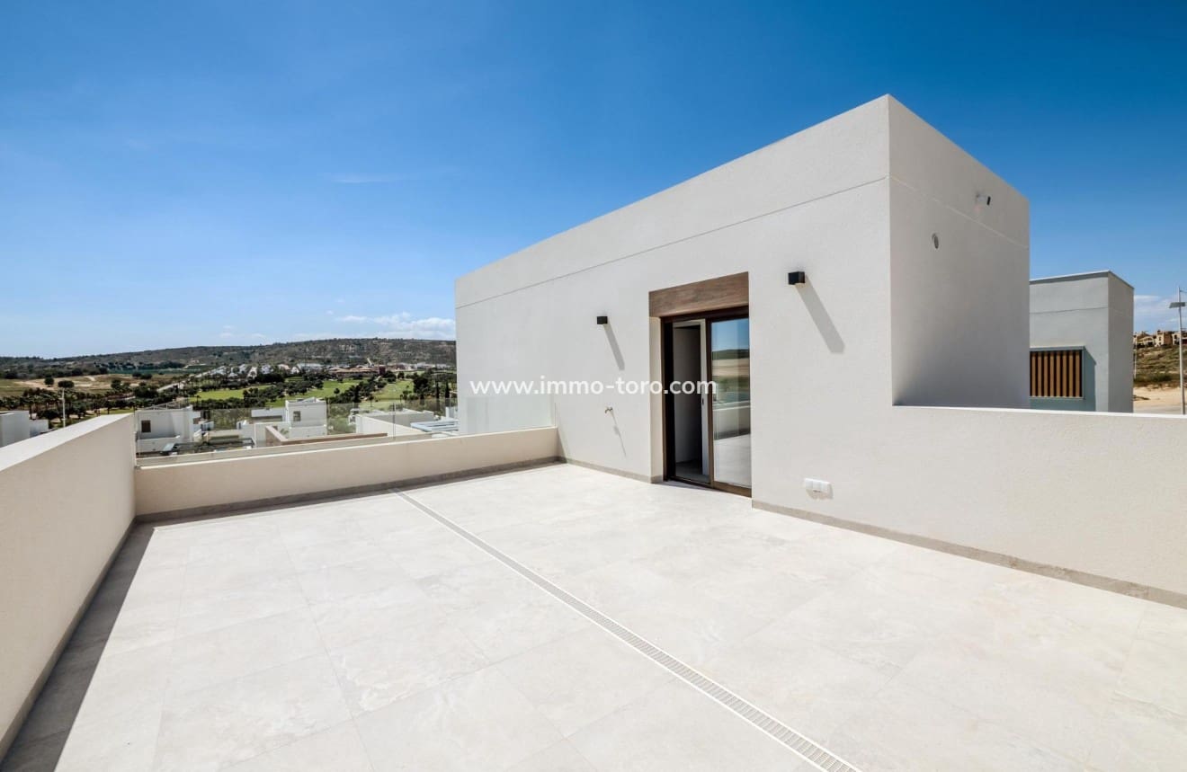3 bedroom Villa for sale in Algorfa with pool - € 489,000 (Ref: 10031134)