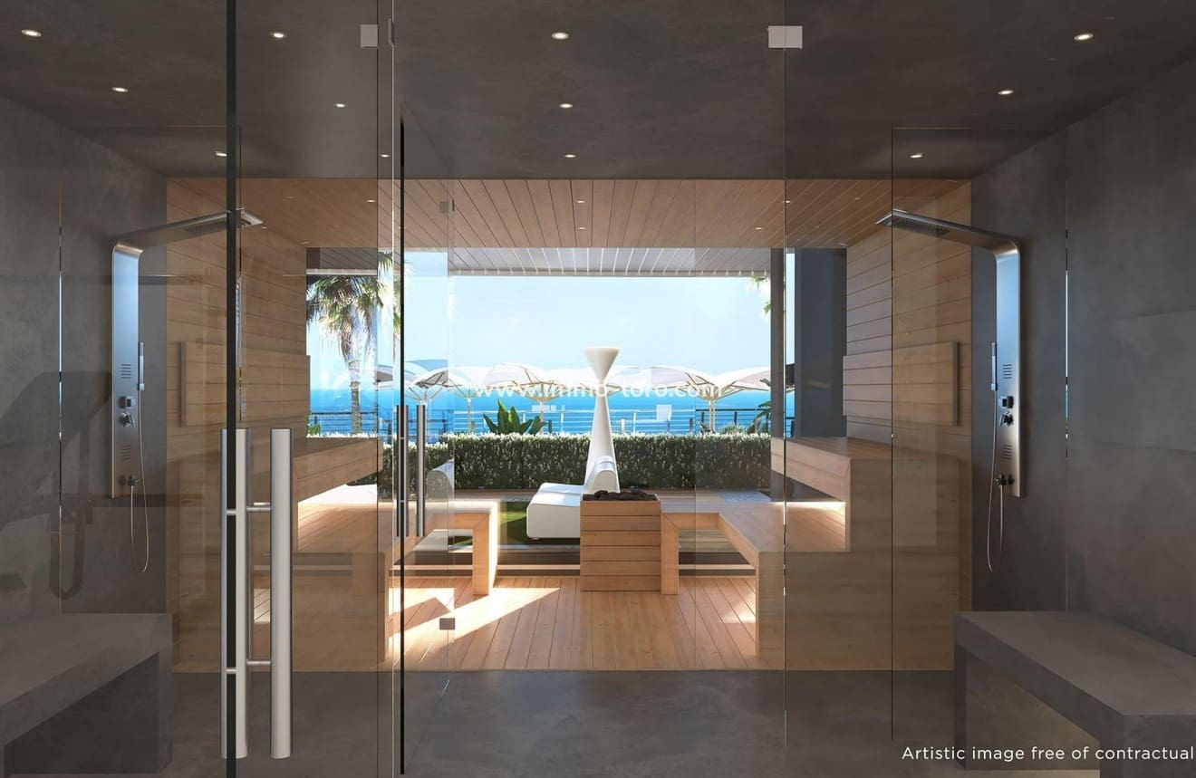 1 soveværelse Lejlighed til salg i La Manga del Mar Menor med swimmingpool - € 288.000 (Ref: 9939058)