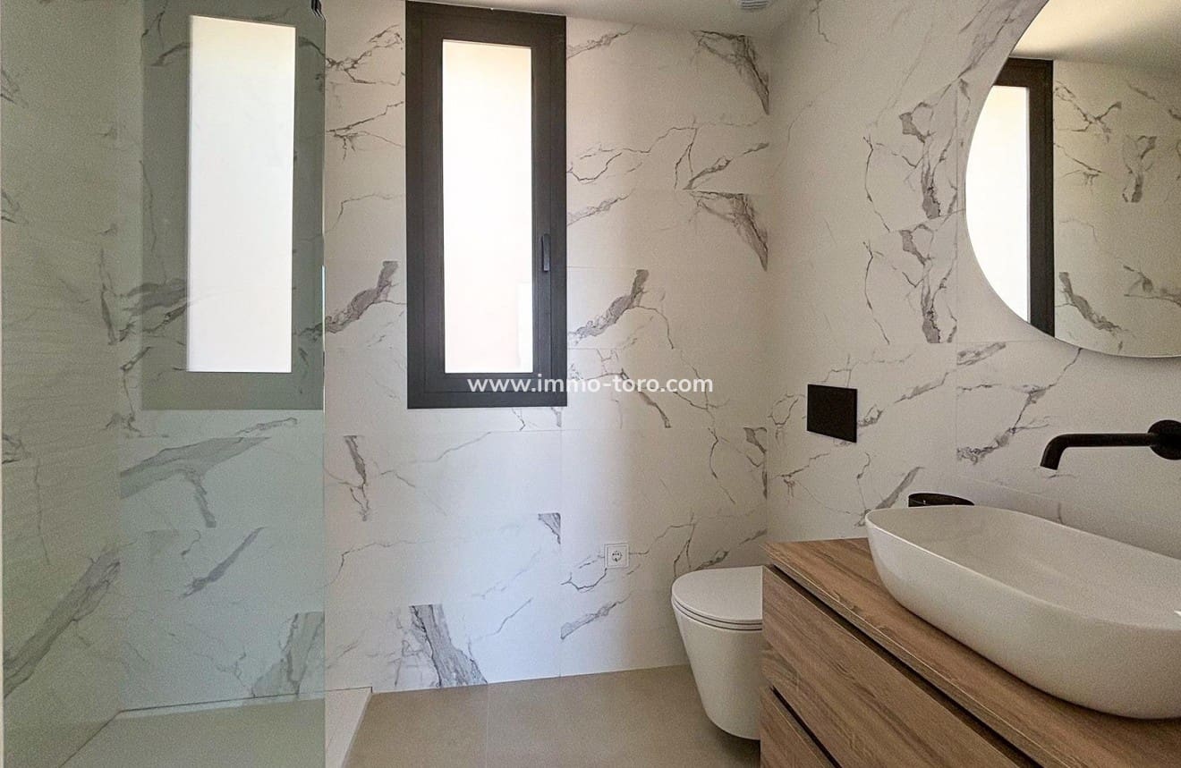3 slaapkamer Villa te koop in Polop met zwembad - € 694.700 (Ref: 9939059)