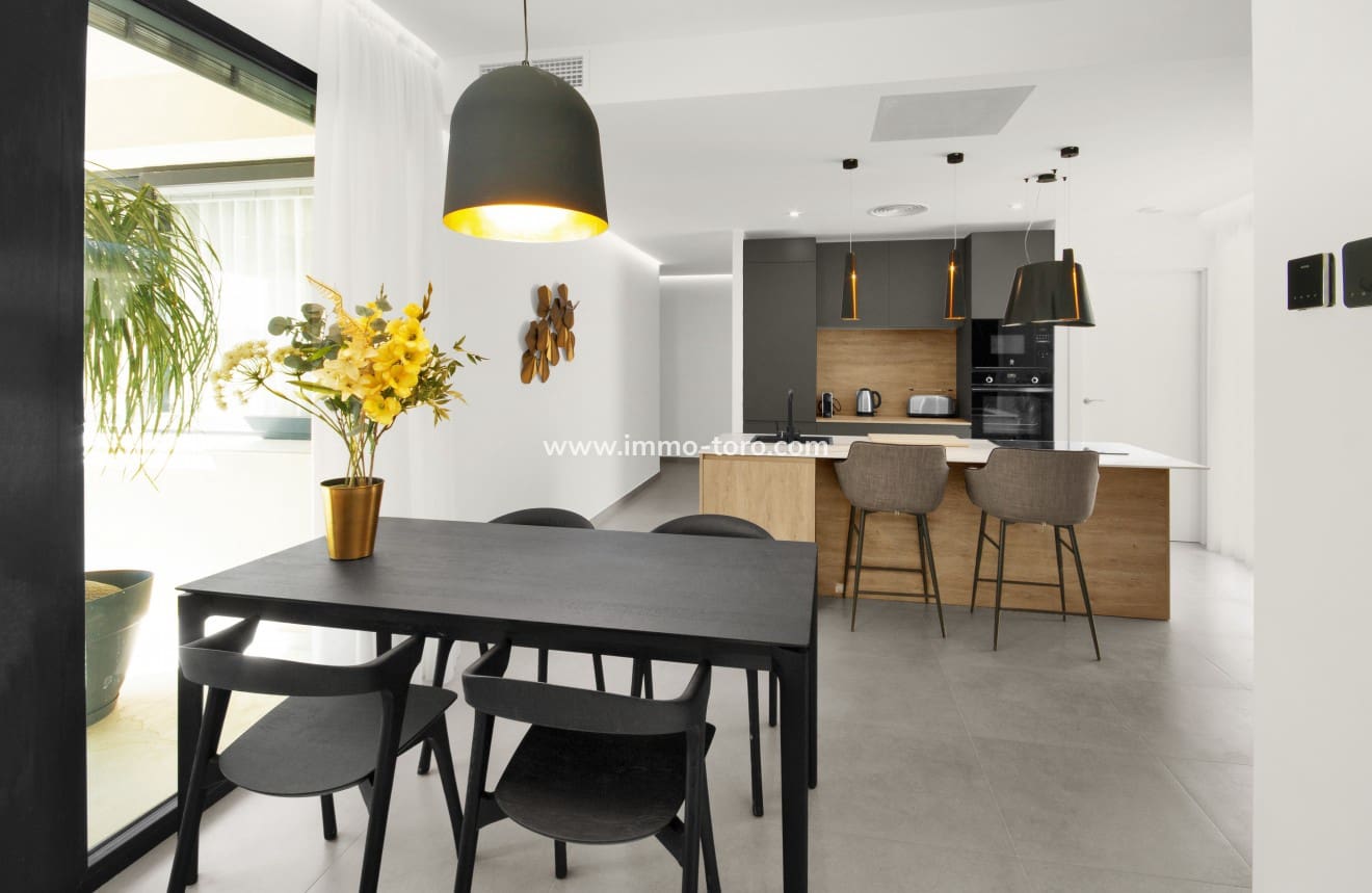 Chalet de 3 habitaciones en Murcia ciudad en venta - 503.000 € (Ref: 9939067)