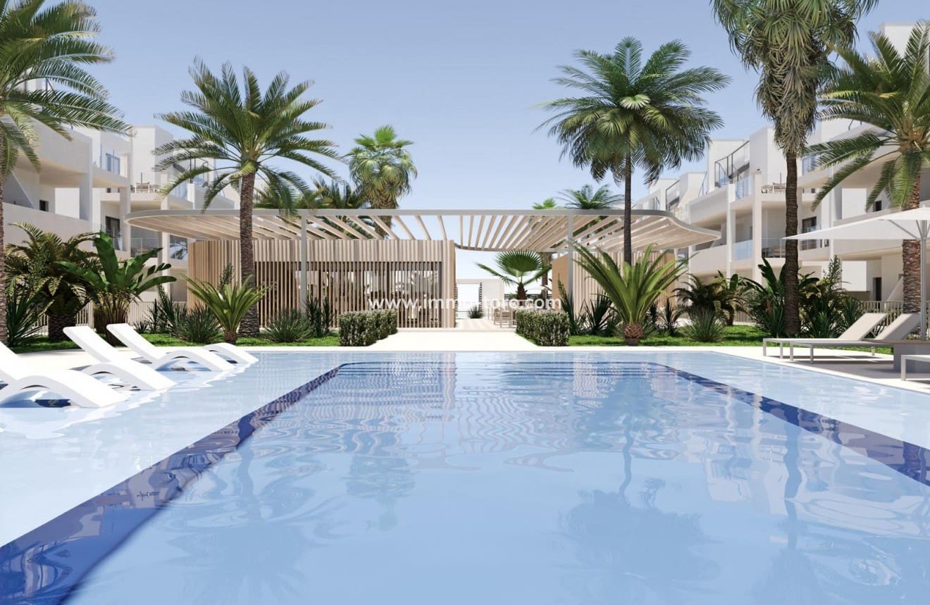 2 slaapkamer Appartement te koop in San Cayetano met zwembad - € 249.900 (Ref: 9939075)