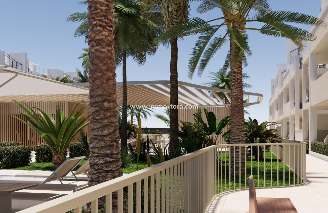 2 slaapkamer Appartement te koop in San Cayetano met zwembad - € 249.900 (Ref: 9939075)