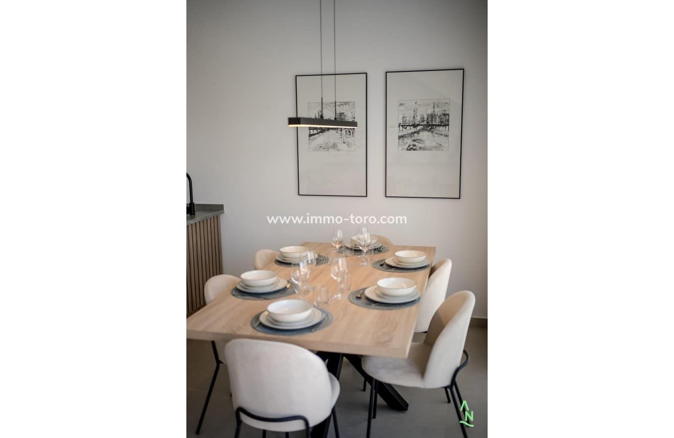 Apartamento de 2 habitaciones en Condado de Alhama en venta con piscina - 208.425 € (Ref: 9939076)