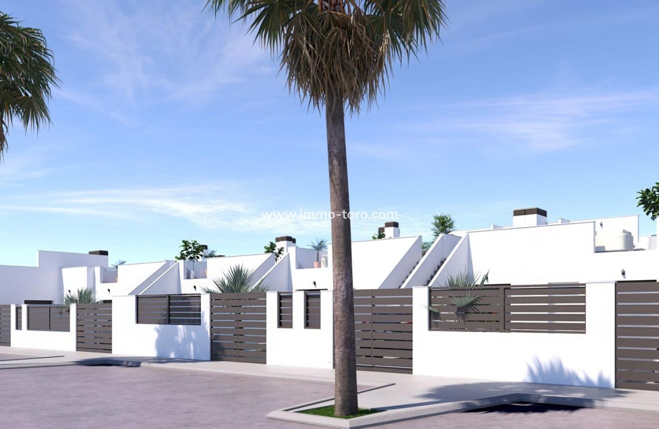 2 soverom Villa til salgs i Roldan med svømmebasseng - € 299 900 (Ref: 9939080)