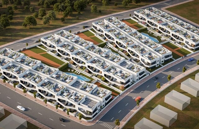Apartamento de 2 habitaciones en San Miguel de Salinas en venta con piscina - 244.900 € (Ref: 9939081)