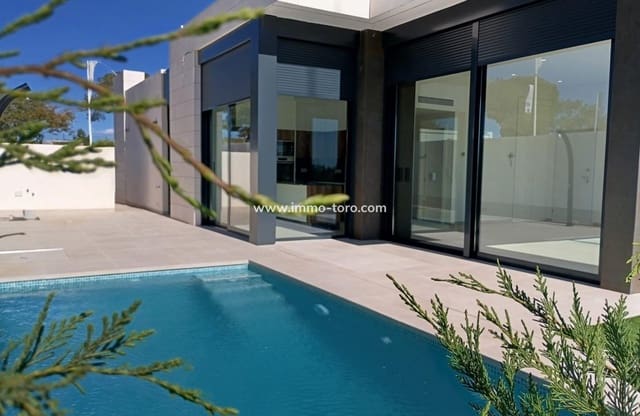 3 soveværelse Villa til salg i Pinar de Campoverde, Pilar de la Horadada med swimmingpool - € 586.000 (Ref: 9939083)