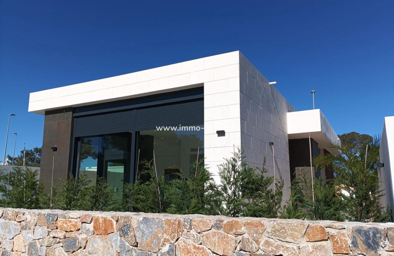 3 soveværelse Villa til salg i Pilar de la Horadada med swimmingpool - € 586.000 (Ref: 9939083)
