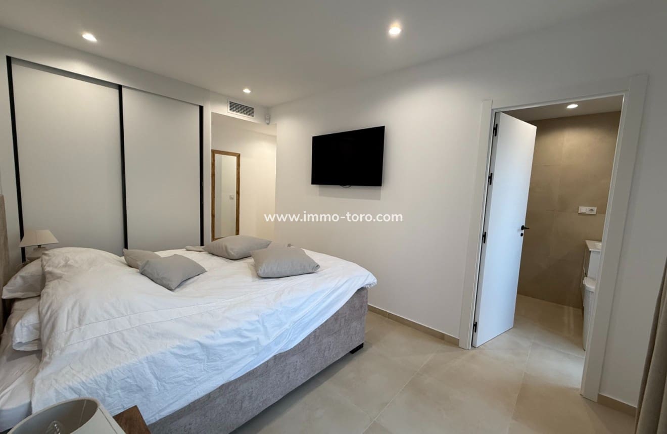 2 slaapkamer Villa te koop in Finestrat met zwembad - € 419.000 (Ref: 9939085)