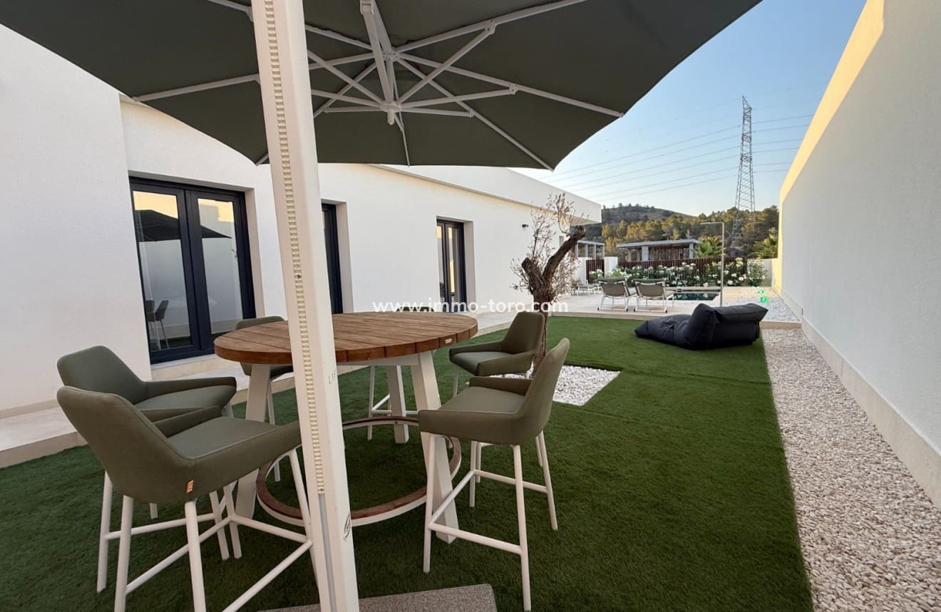 2 slaapkamer Villa te koop in Finestrat met zwembad - € 419.000 (Ref: 9939085)