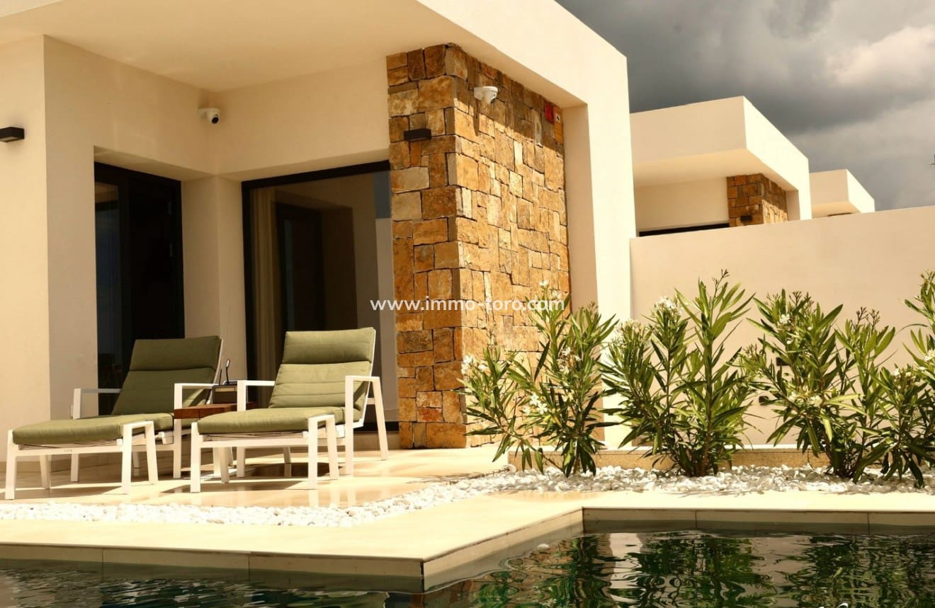 2 slaapkamer Villa te koop in Finestrat met zwembad - € 419.000 (Ref: 9939085)