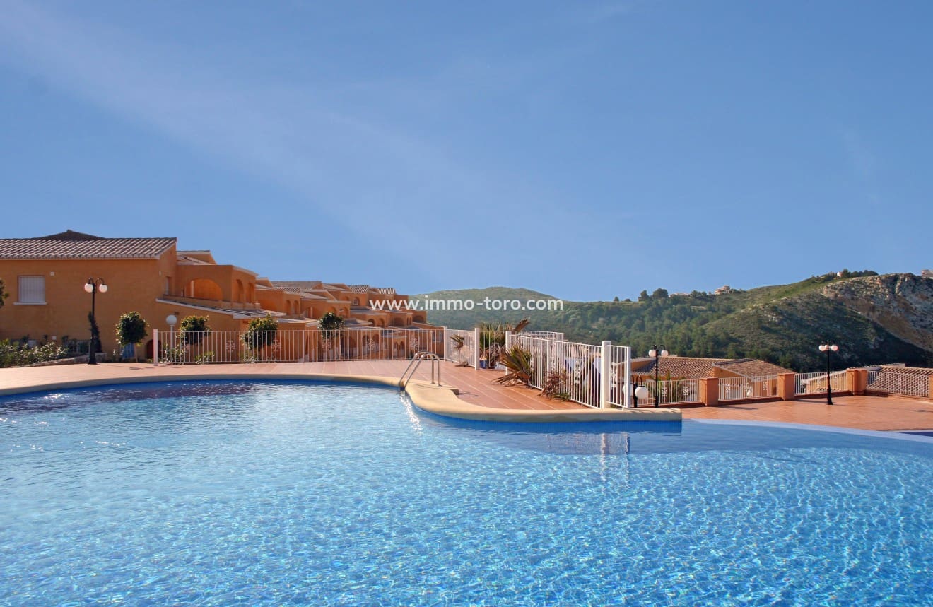 2 soveværelse Lejlighed til salg i Cumbre del Sol med swimmingpool - € 473.000 (Ref: 9958855)
