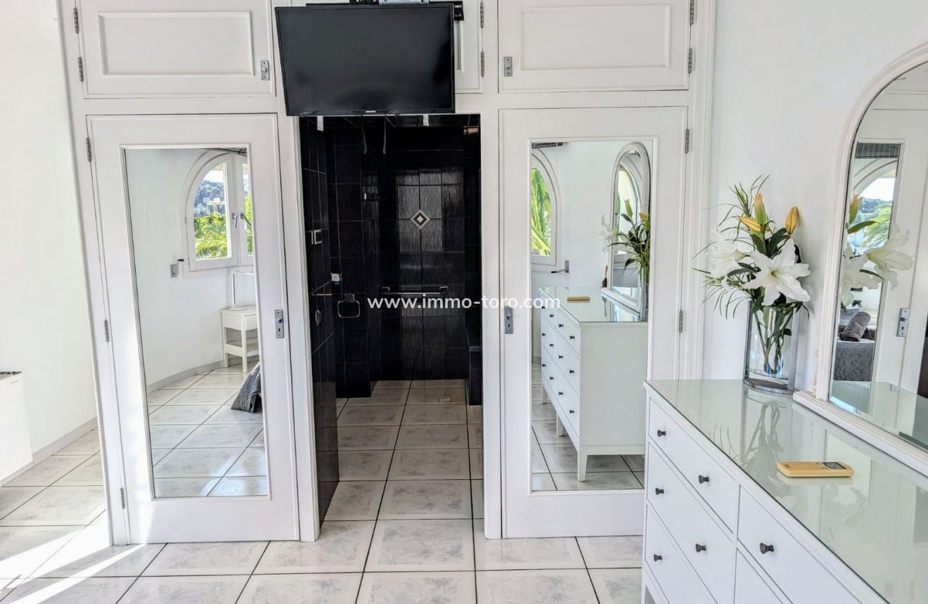 3 soveværelse Villa til salg i Moraira med swimmingpool - € 1.100.000 (Ref: 9958858)