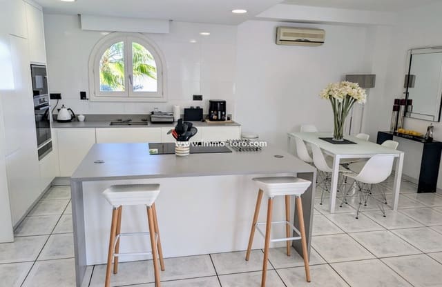 3 camera da letto Villa in vendita in Benimeit - Tabaira, Teulada-Moraira con piscina - 1.100.000 € (Rif: 9958858)