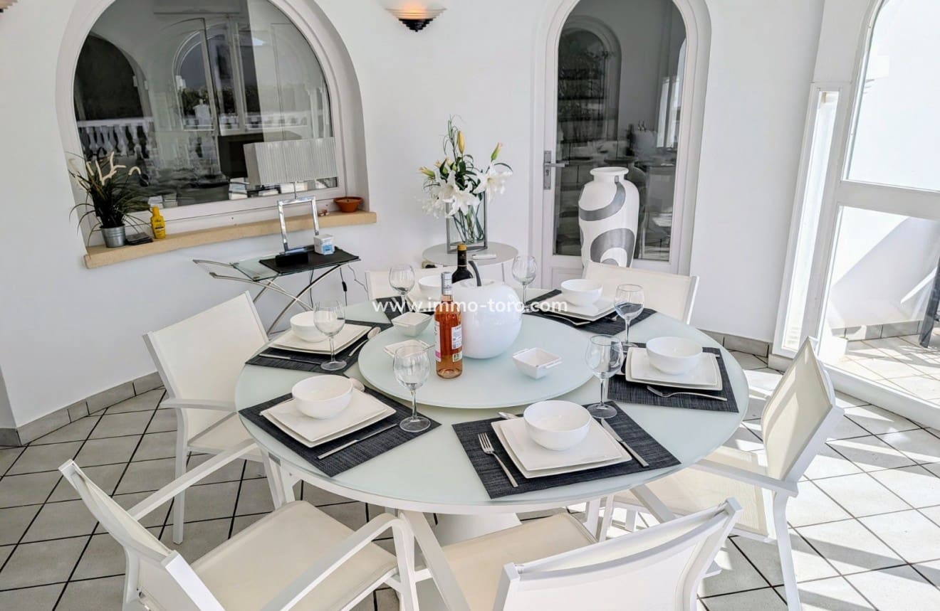 3 soveværelse Villa til salg i Moraira med swimmingpool - € 1.100.000 (Ref: 9958858)