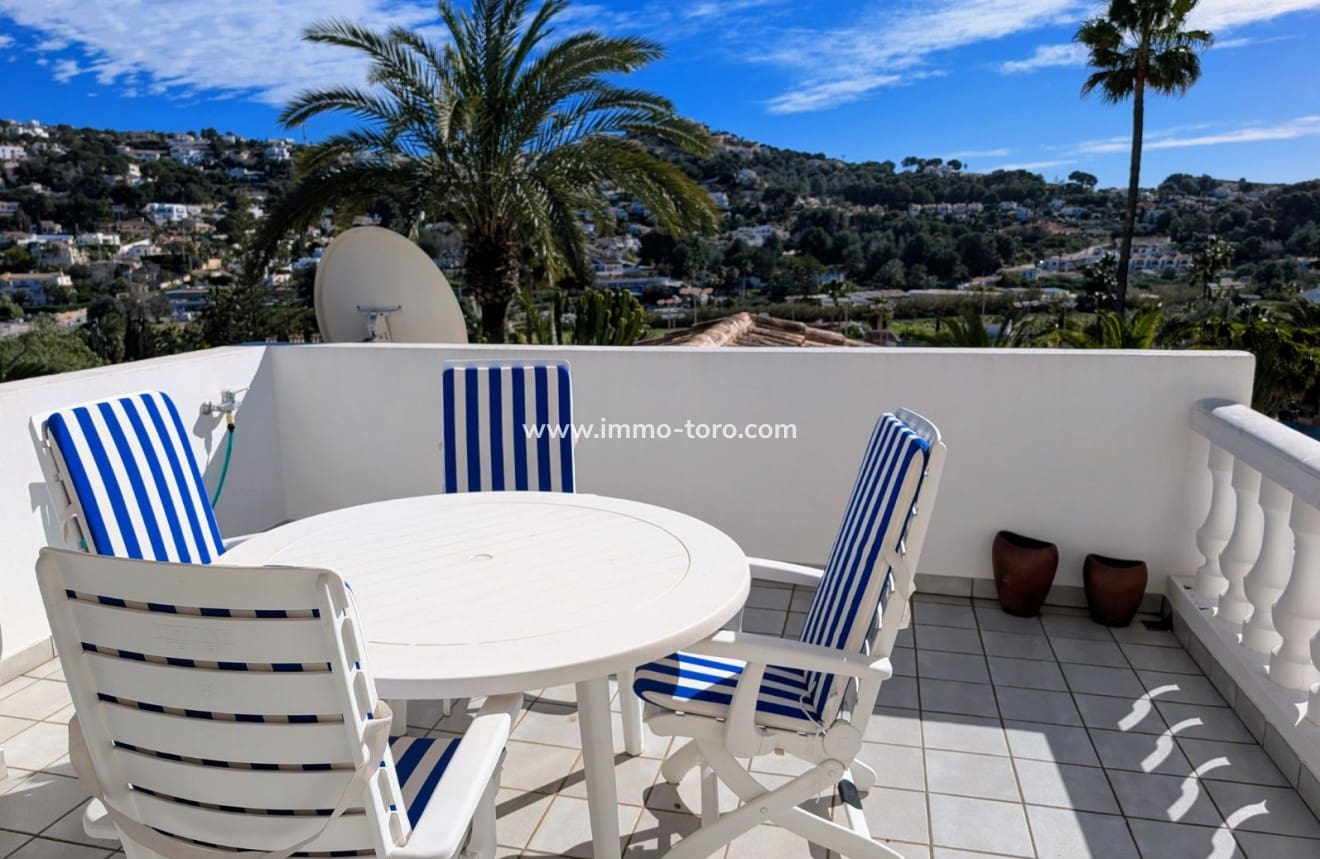 3 soveværelse Villa til salg i Moraira med swimmingpool - € 1.100.000 (Ref: 9958858)