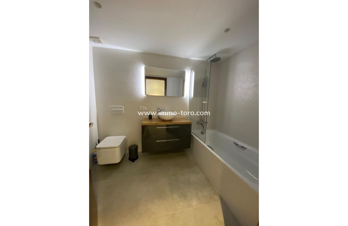 4 slaapkamer Villa te koop in Benissa met zwembad - € 1.250.000 (Ref: 9958859)
