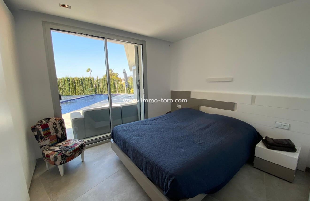 4 slaapkamer Villa te koop in Benissa met zwembad - € 1.250.000 (Ref: 9958859)