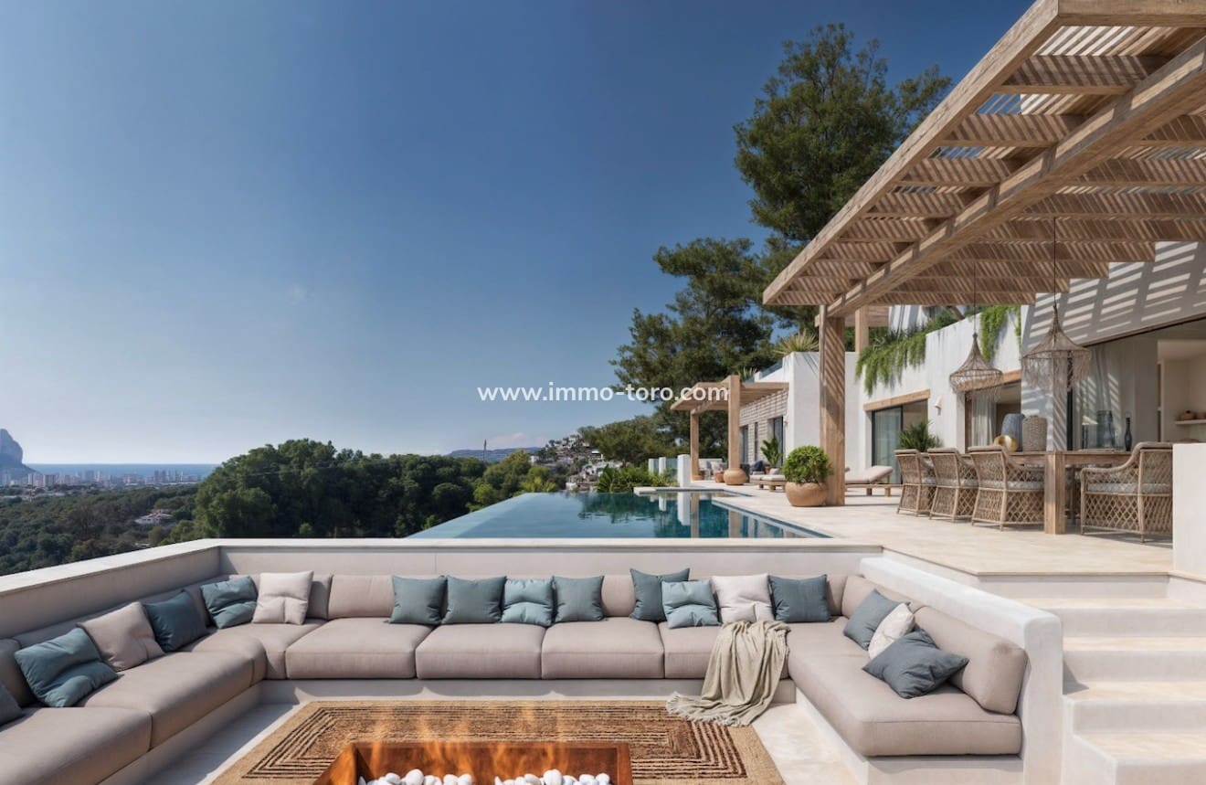 4 bedroom Villa for sale in Pedramala with pool - € 2,995,000 (Ref: 9958860)