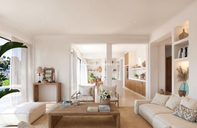 4 bedroom Villa for sale in Pedramala, Benissa with pool - € 2,995,000 (Ref: 9958860)