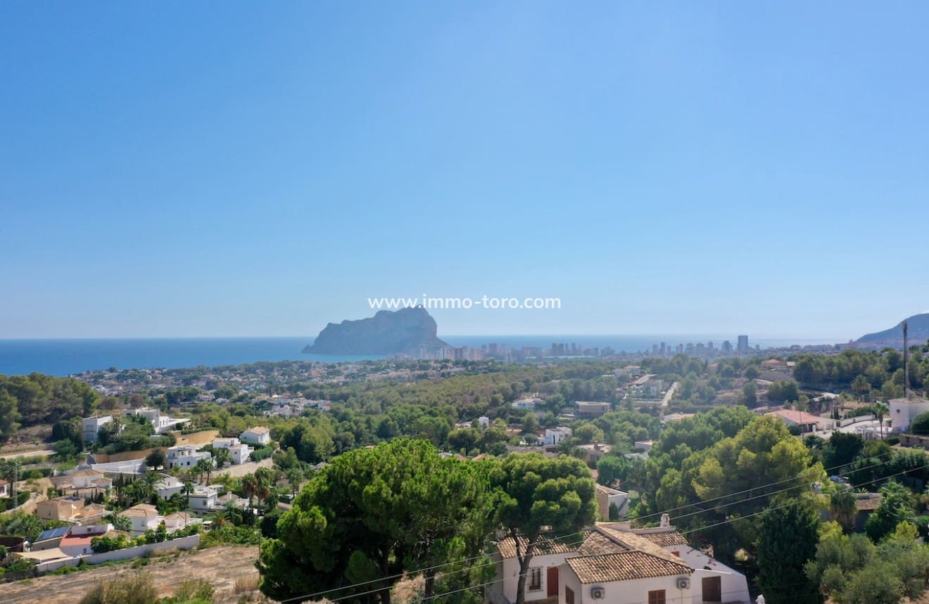 4 bedroom Villa for sale in Pedramala with pool - € 2,995,000 (Ref: 9958860)
