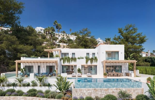 4 bedroom Villa for sale in Pedramala, Benissa with pool - € 2,995,000 (Ref: 9958860)