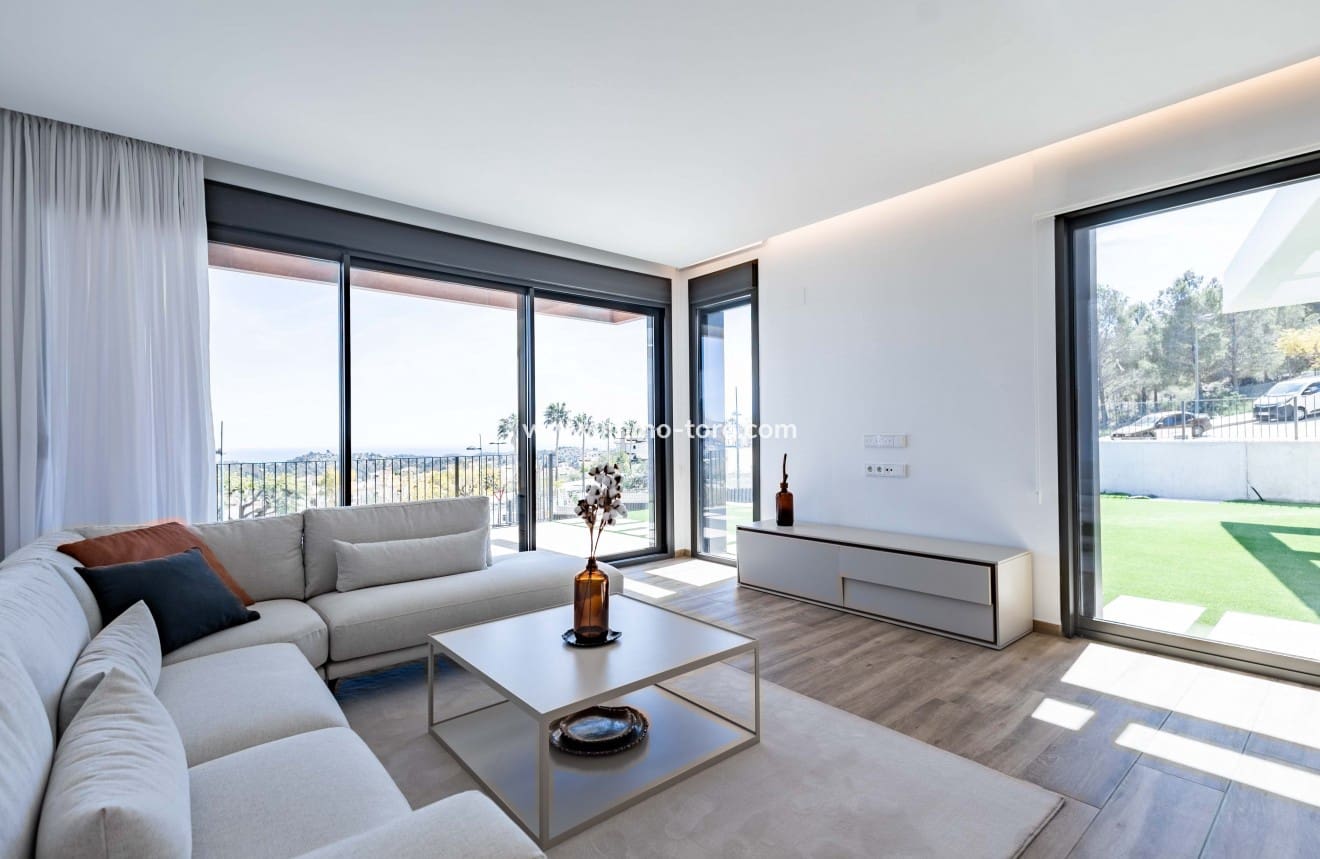 Chalet de 3 habitaciones en Polop en venta - 585.400 € (Ref: 9958864)