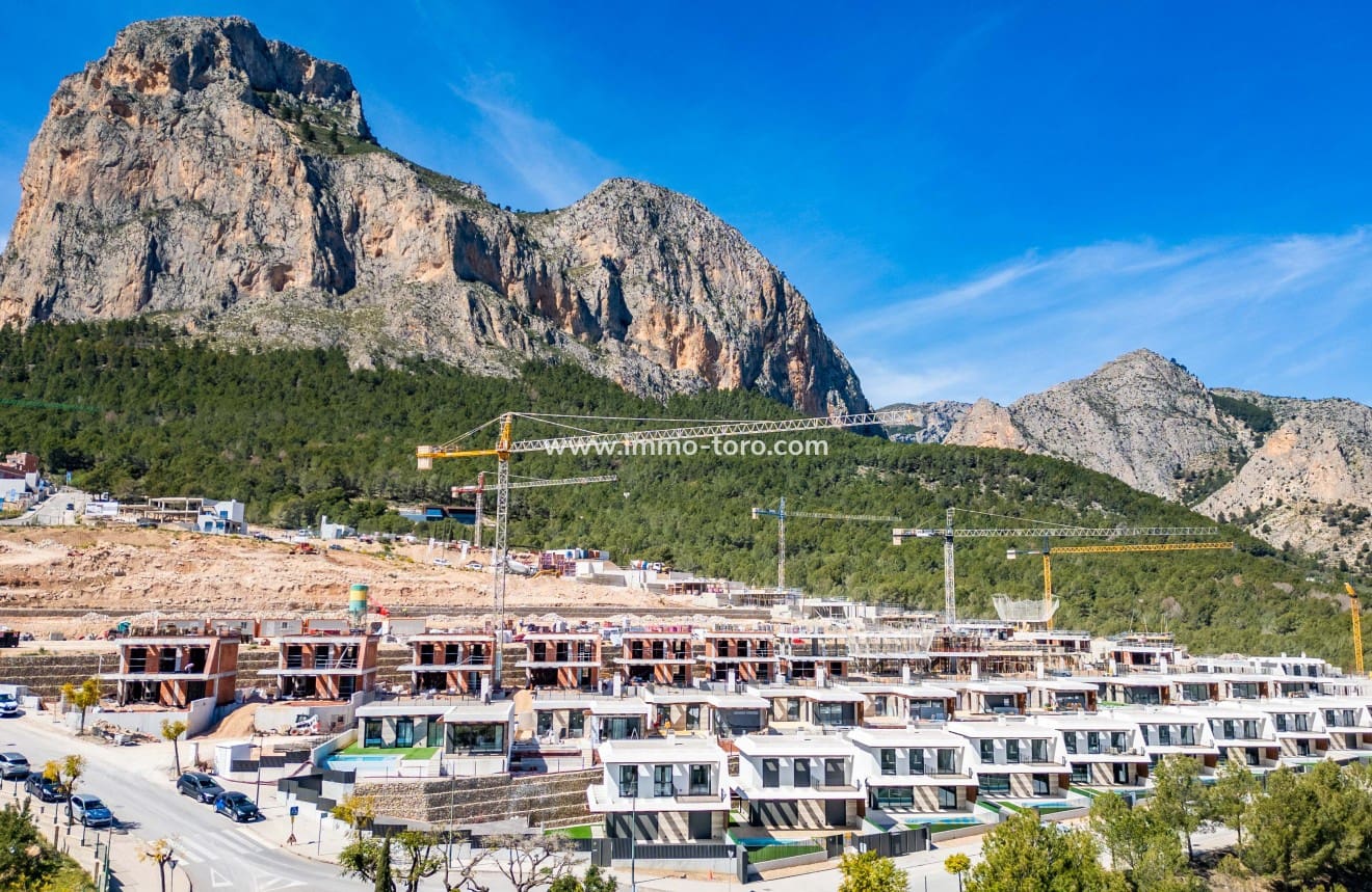 Chalet de 3 habitaciones en Polop en venta - 585.400 € (Ref: 9958864)