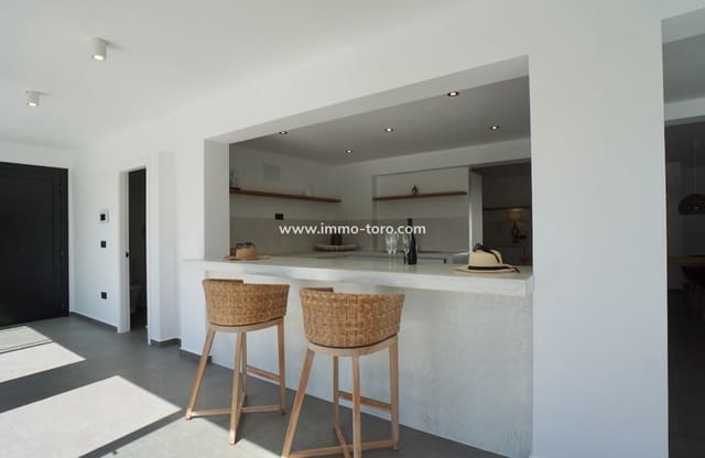 4 soverom Villa til salgs i Moraira, Teulada-Moraira med svømmebasseng - € 1 495 000 (Ref: 9958865)