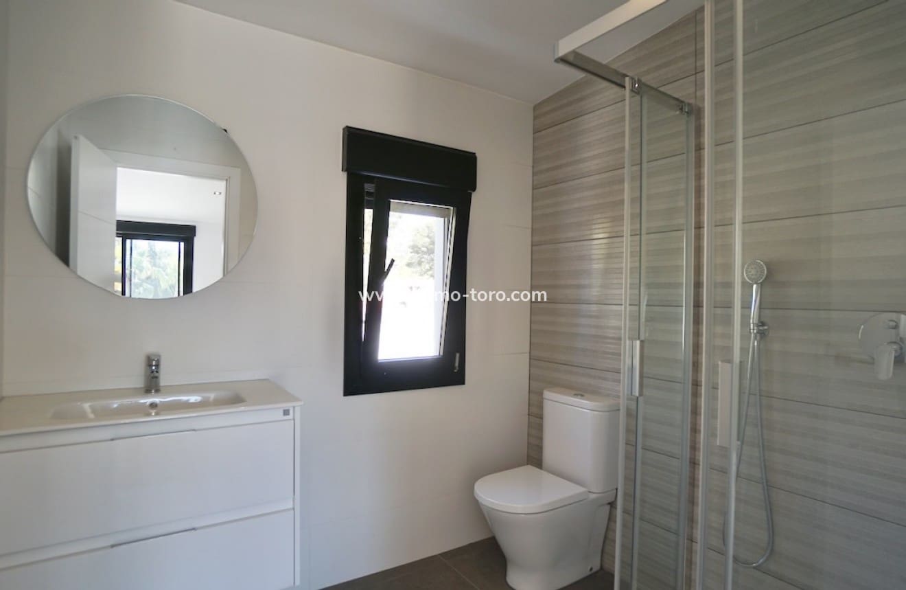 4 Zimmer Villa zu verkaufen in Moraira mit Pool - 1.495.000 € (Ref: 9958865)