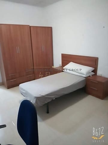 4 soverom Leilighet til leie i Cartagena Ciudad, Cartagena - € 850 (Ref: 9672095)