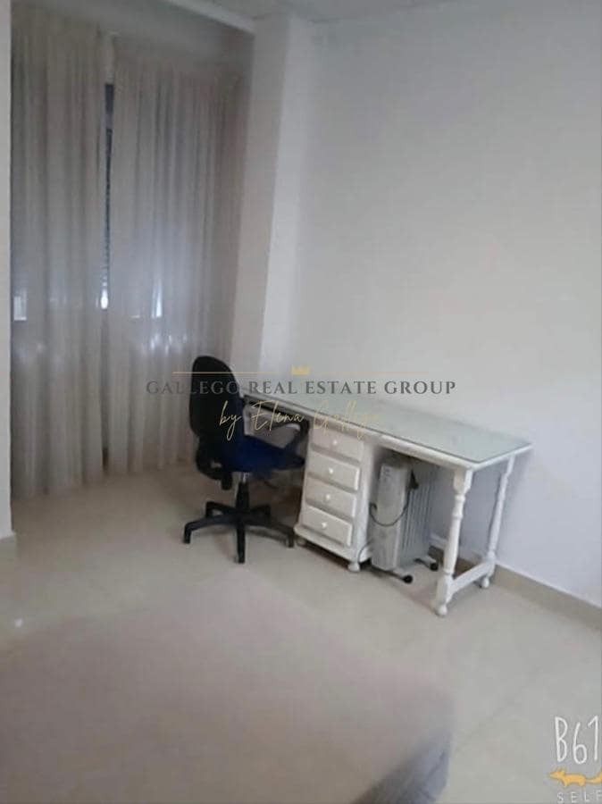 4 soverom Leilighet til leie i Cartagena - € 850 (Ref: 9672095)