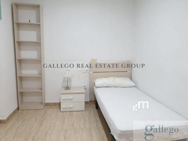 4 soverom Leilighet til leie i Cartagena Ciudad, Cartagena - € 850 (Ref: 9672096)