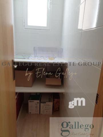 4 soverom Leilighet til leie i Cartagena - € 850 (Ref: 9672096)