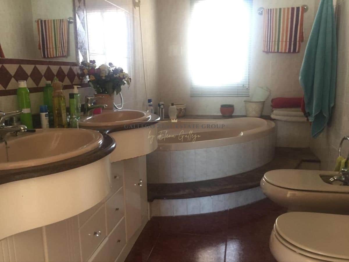 4 makuuhuone Asunto myytävänä paikassa Cartagena mukana 
autotalli - 250 000 € (Ref: 9672099)