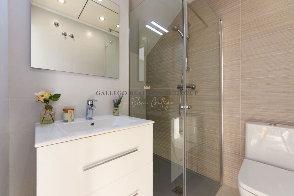 3 Zimmer Reihenhaus zu verkaufen in Pilar de la Horadada mit Pool - 354.900 € (Ref: 9694453)